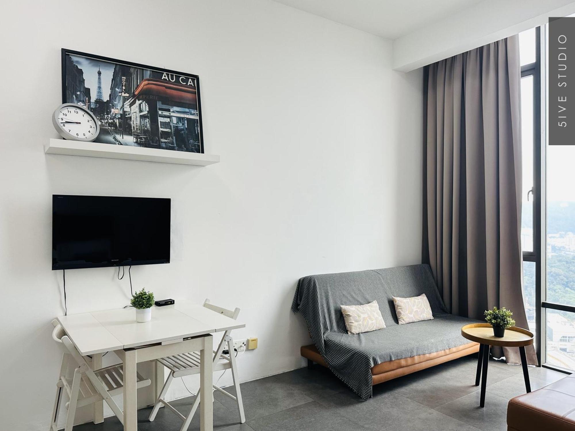 Five Studio - Empire Damansara Петалінг-Джая Екстер'єр фото